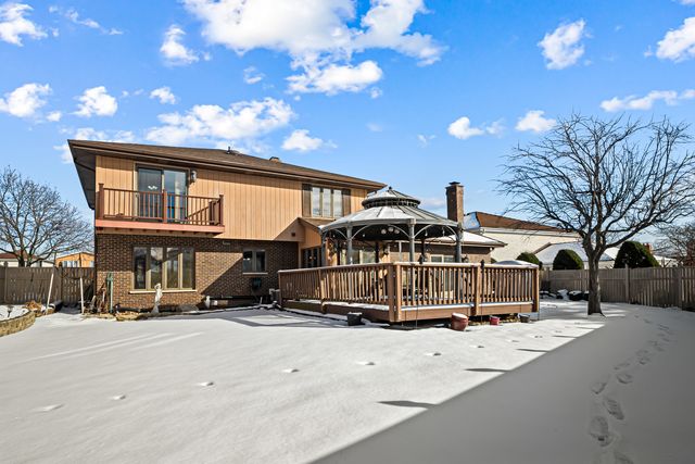 1130 N Thatcher Lane, Addison, IL 60101