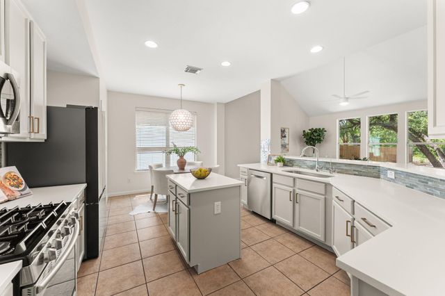 7320 Brecourt Manor WAY, Austin, TX 78739