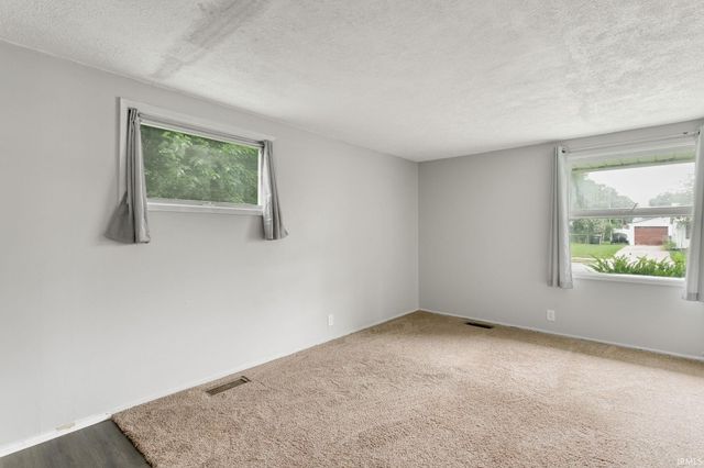 3414 Brookhurst Place, South Bend, IN 46615