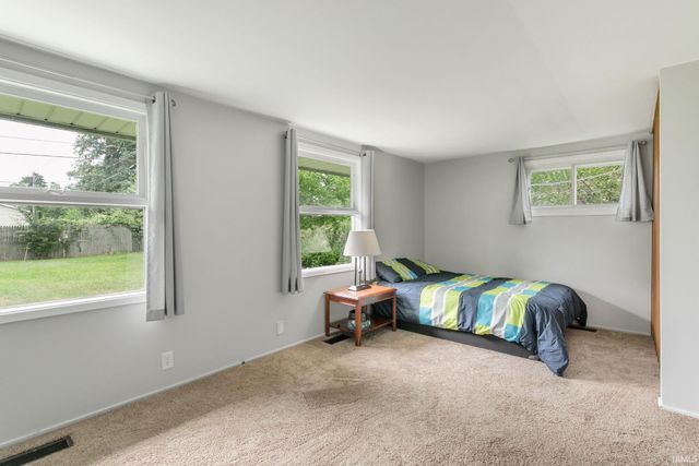 3414 Brookhurst Place, South Bend, IN 46615