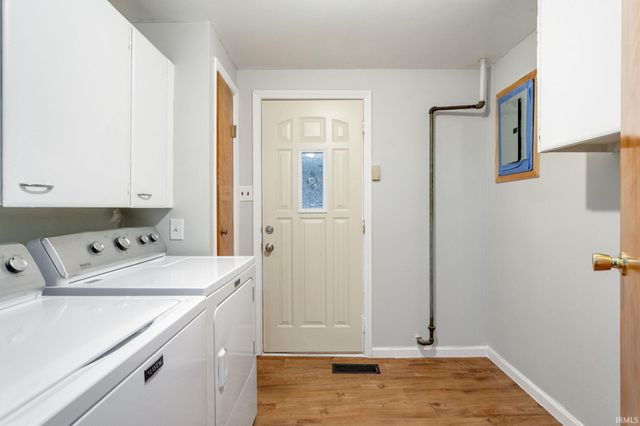3414 Brookhurst Place, South Bend, IN 46615