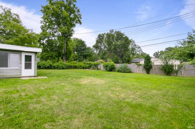 3414 Brookhurst Place, South Bend, IN 46615