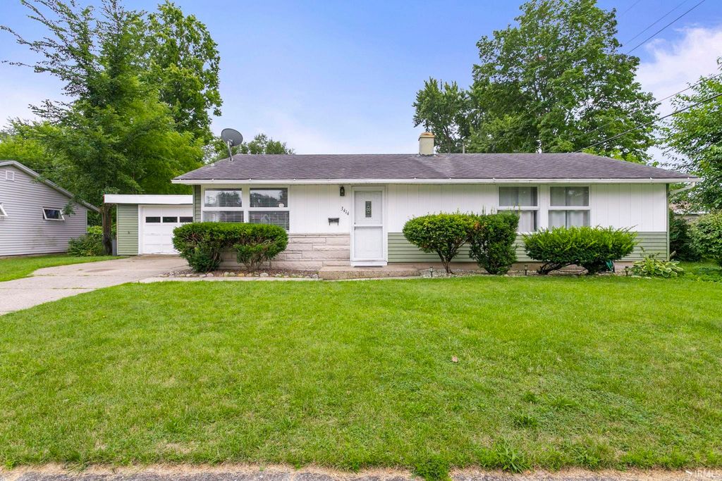 3414 Brookhurst Place, South Bend, IN 46615