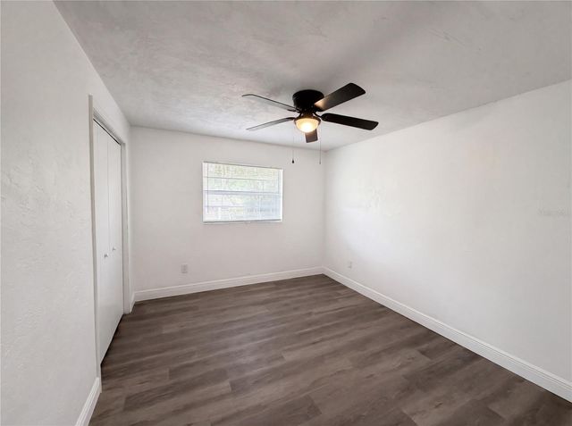 3725 NW 8TH AVENUE, Gainesville, FL 32605