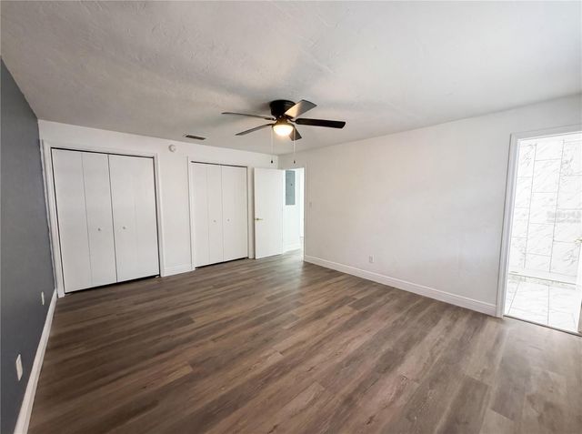 3725 NW 8TH AVENUE, Gainesville, FL 32605