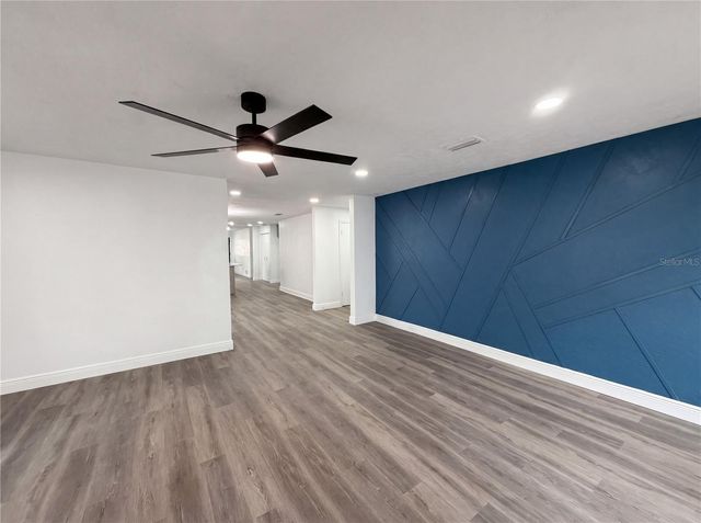 3725 NW 8TH AVENUE, Gainesville, FL 32605