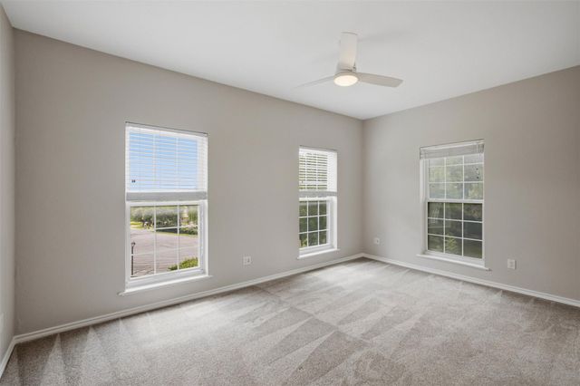 12714 EAGLE NEST DR, Buda, TX 78610