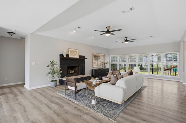 12714 EAGLE NEST DR, Buda, TX 78610