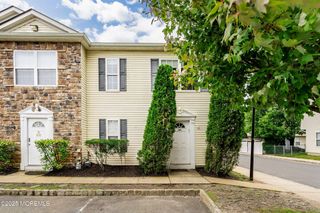 16 Aspen Court, Lakewood, NJ 08701