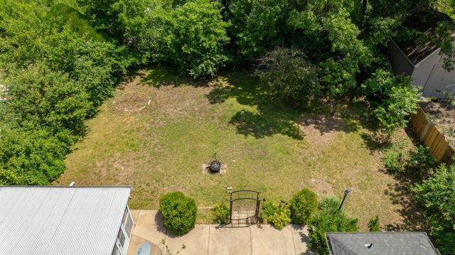 1124 S Barlow St, Wichita, KS 67207