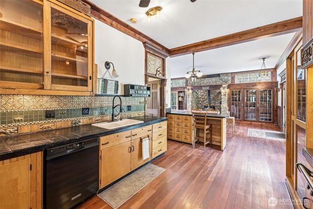 25119 SE 262nd Street, Ravensdale, WA 98051