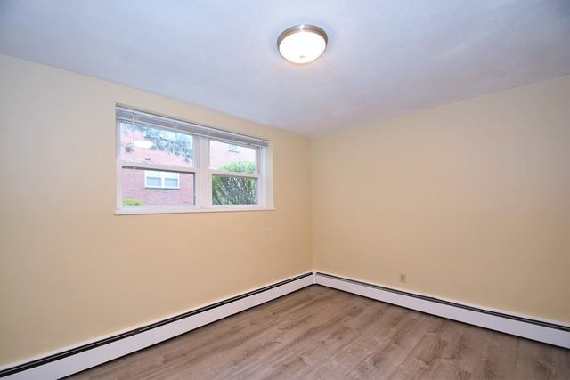 1105 Lexington St. 7-3, Waltham, MA 02452