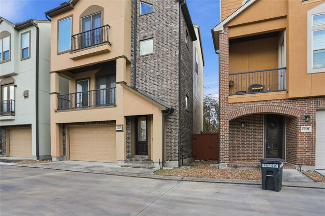 11017 Upland Forest Drive, Houston, TX 77043