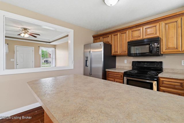 125 Eagle Feather St, Mt Washington, KY 40047