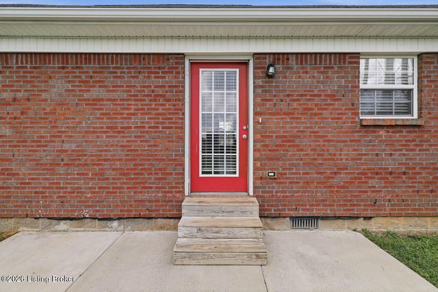 125 Eagle Feather St, Mt Washington, KY 40047
