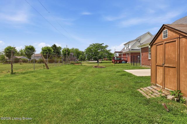 125 Eagle Feather St, Mt Washington, KY 40047