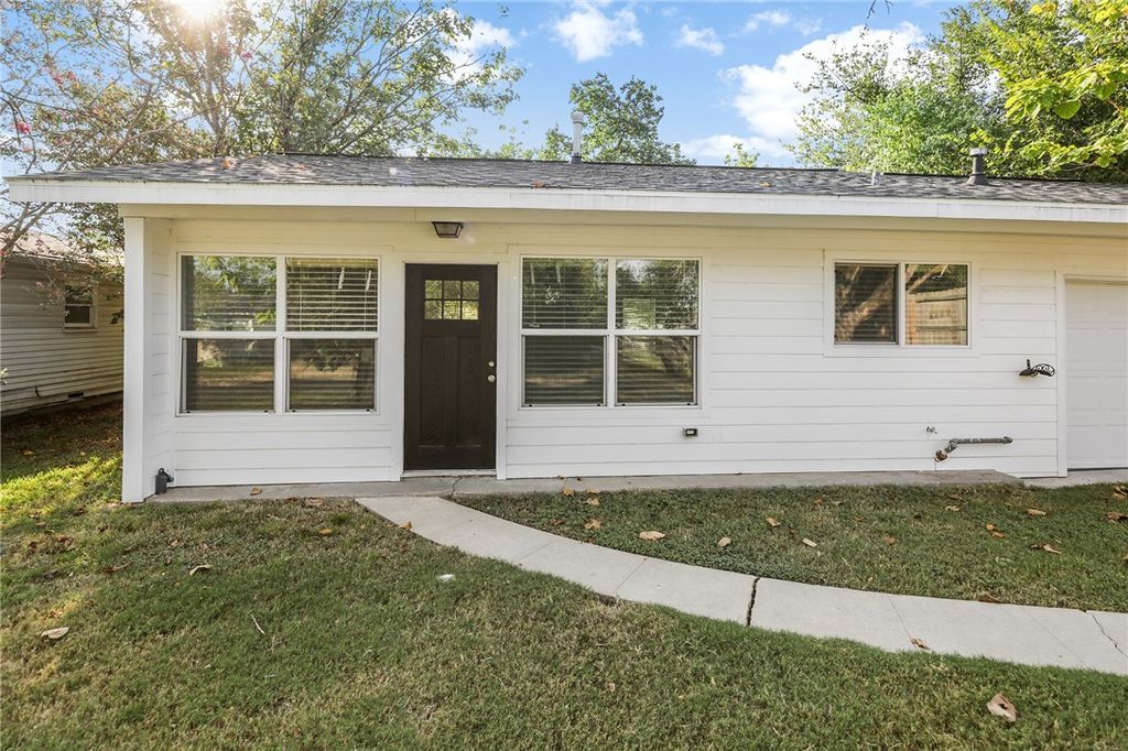 105 South Brown Street, Bryan, TX 77802 — photo 3