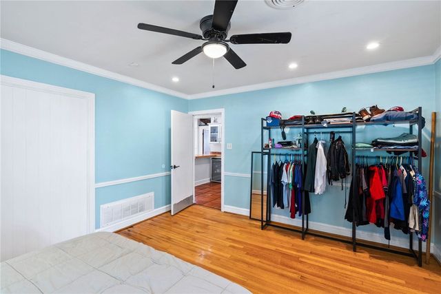 335 Laurel Dr, Corpus Christi, TX 78404