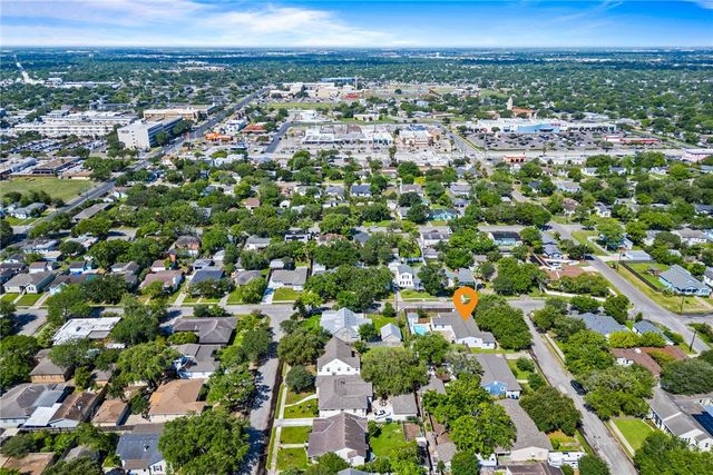 335 Laurel Dr, Corpus Christi, TX 78404