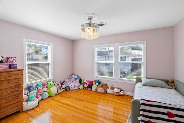 335 Laurel Dr, Corpus Christi, TX 78404