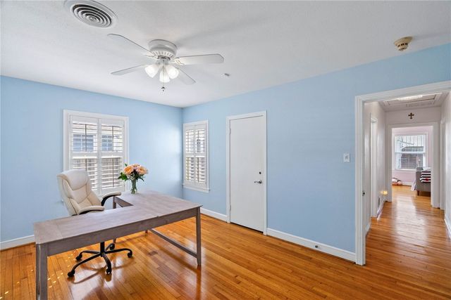 335 Laurel Dr, Corpus Christi, TX 78404