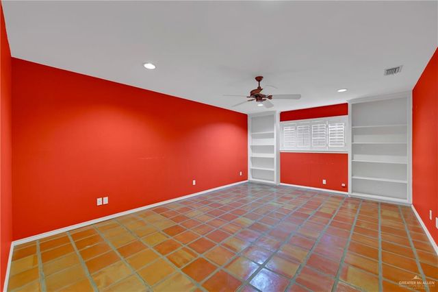 412 Toronto Avenue 37, Mcallen, TX 78503