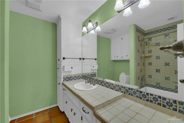 412 Toronto Avenue 37, Mcallen, TX 78503