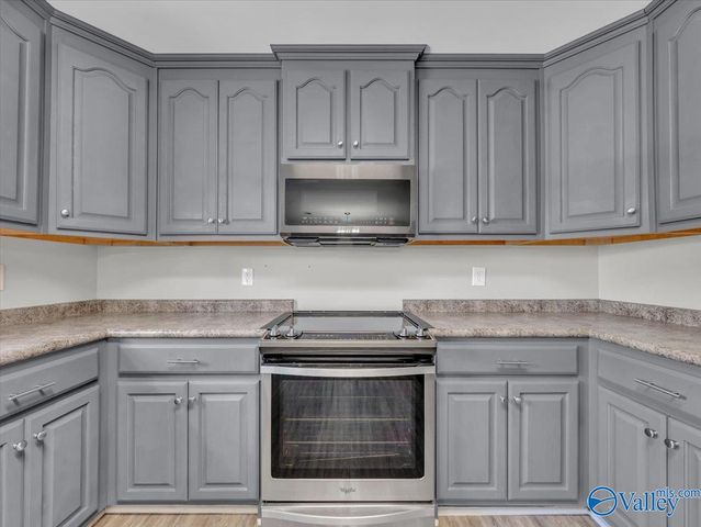 27701 Bethel Road, Elkmont, AL 35620