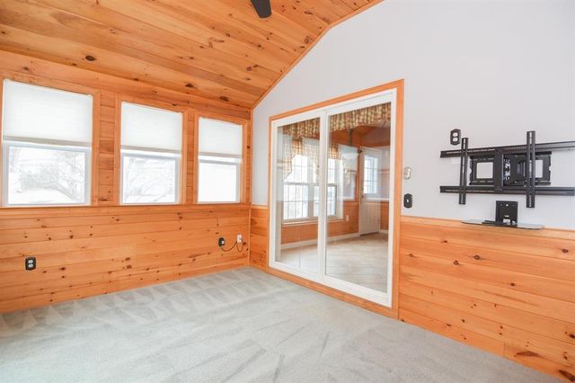 47 Campbell Drive, Salem, NH 03079