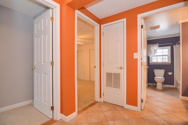47 Campbell Drive, Salem, NH 03079
