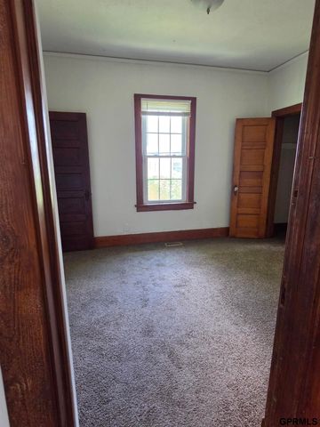 4324 GRAND Avenue, Omaha, NE 68111