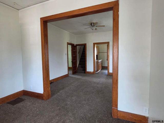 4324 GRAND Avenue, Omaha, NE 68111