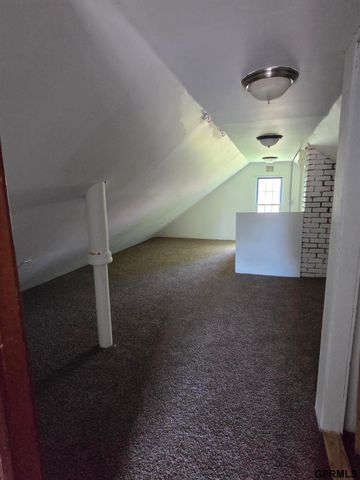 4324 GRAND Avenue, Omaha, NE 68111