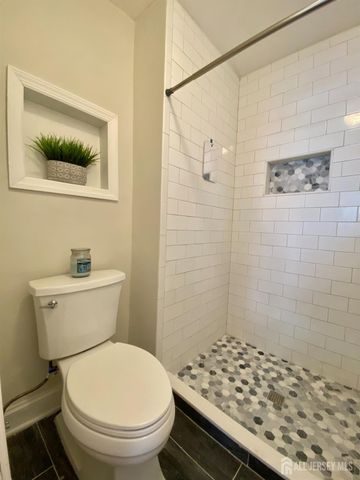 5062 Beech Court, South Brunswick, NJ 08852