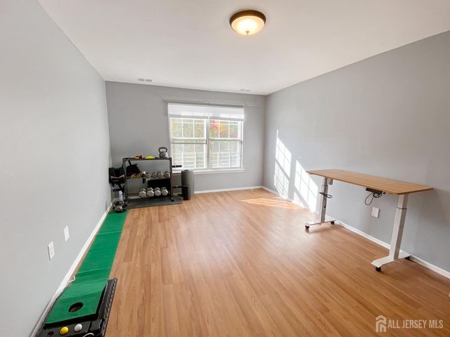 5062 Beech Court, South Brunswick, NJ 08852