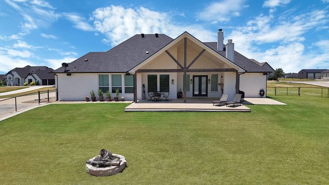 244 Harvard Lane, Springtown, TX 76082