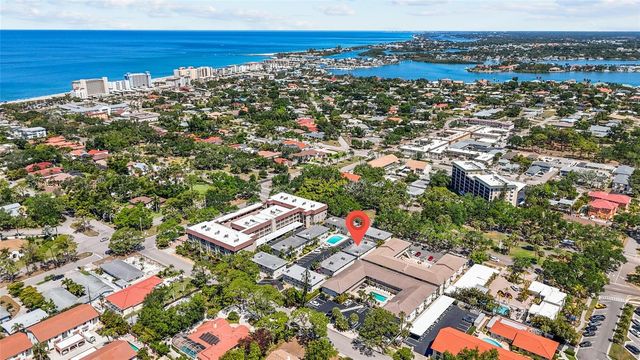 521 W VENICE AVENUE 16, Venice, FL 34285