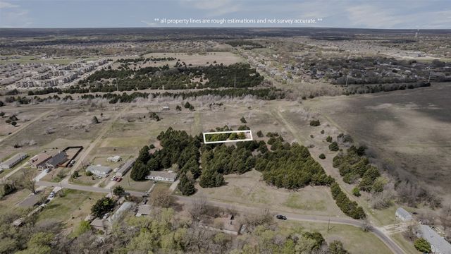 124 W Overhill Drive, Glenn Heights, TX 75154
