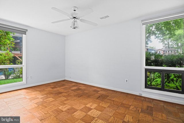8108 TIMBER VALLEY CT, Dunn Loring, VA 22027