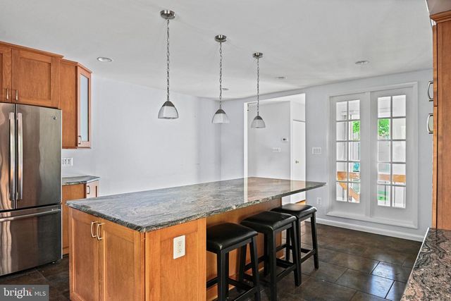 8108 TIMBER VALLEY CT, Dunn Loring, VA 22027