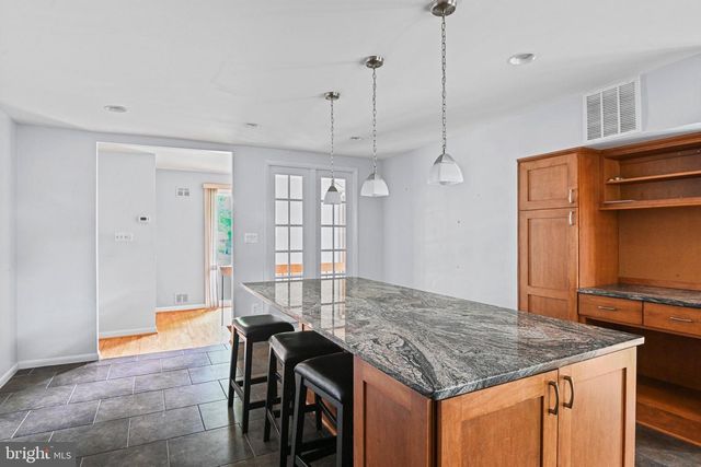 8108 TIMBER VALLEY CT, Dunn Loring, VA 22027