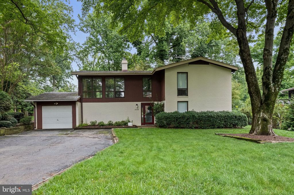 8108 TIMBER VALLEY CT, Dunn Loring, VA 22027