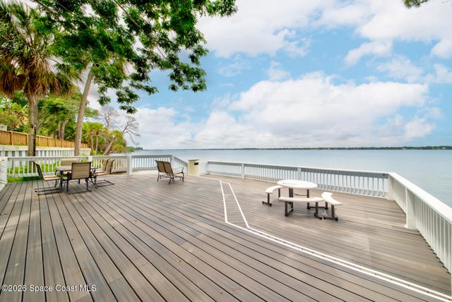 225 S Tropical Trail 605, Merritt Island, FL 32952