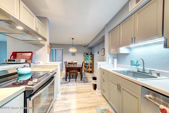 225 S Tropical Trail 605, Merritt Island, FL 32952