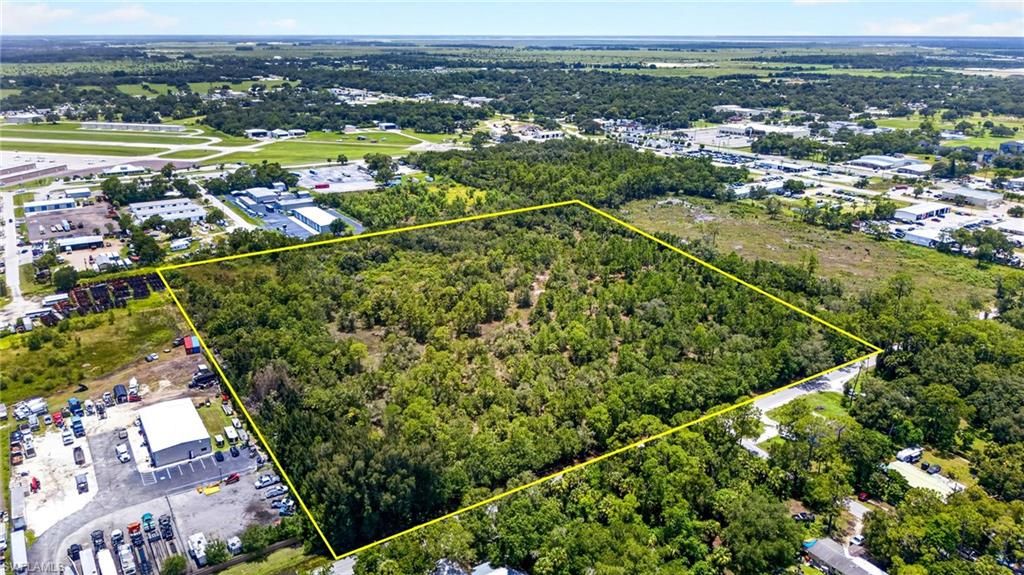 E Lincoln AVE, LABELLE, FL 33935 — photo 2