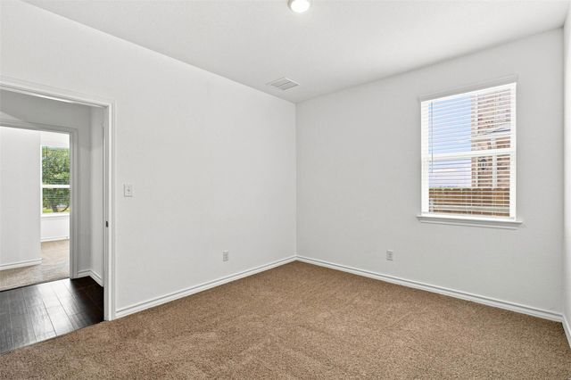 218 Thurman Holt RD, Hutto, TX 78634