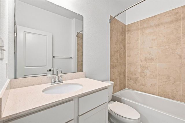 218 Thurman Holt RD, Hutto, TX 78634
