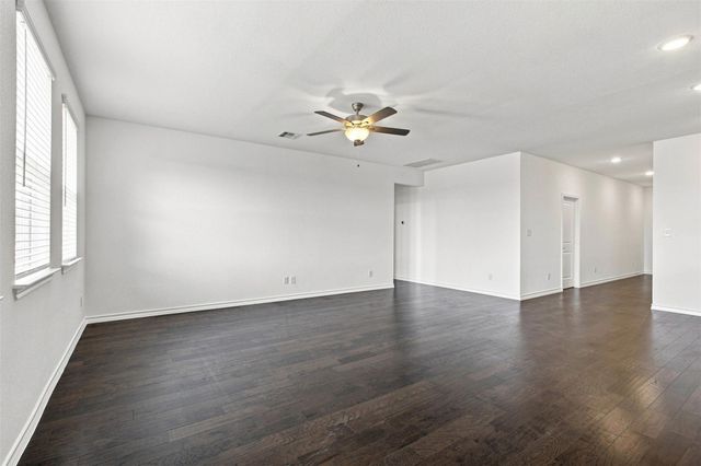 218 Thurman Holt RD, Hutto, TX 78634