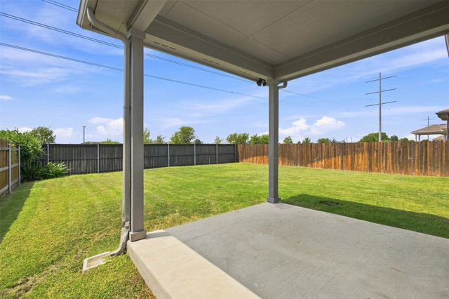 218 Thurman Holt RD, Hutto, TX 78634