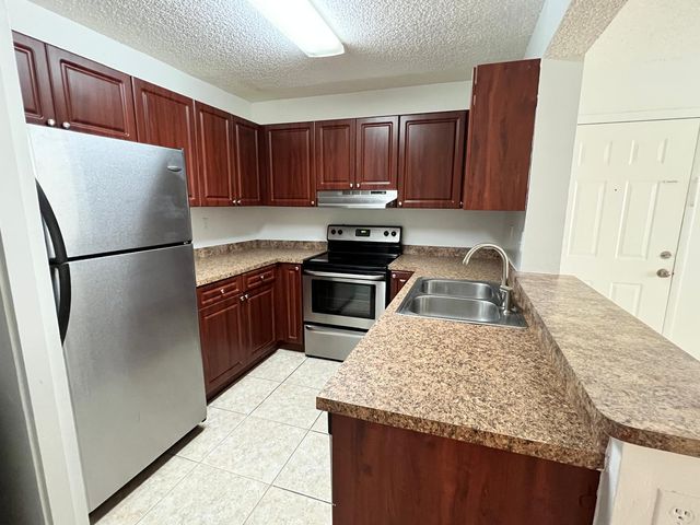 351 PALM Way 204, Pembroke Pines, FL 33025